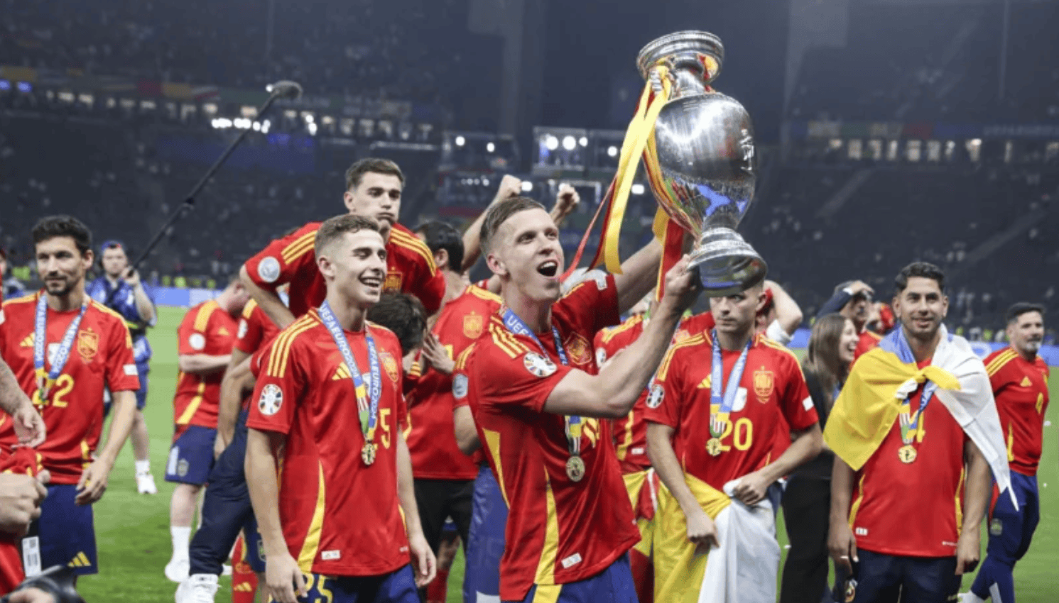 三亿体育体育app-塞尔维亚足球甲级别球队迎来新一轮比赛备战中