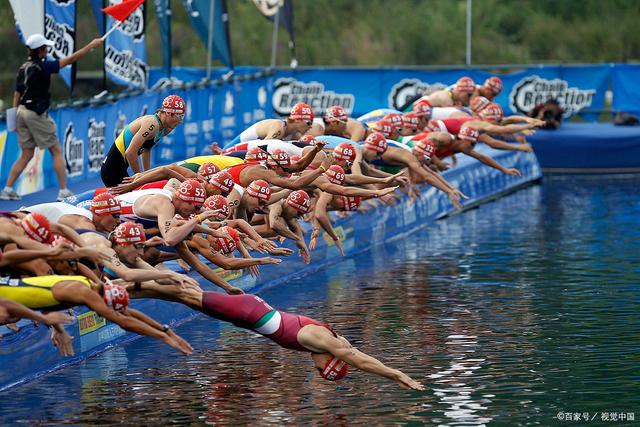 英国选手意外获得铁人三项比赛冠军，励志无敌