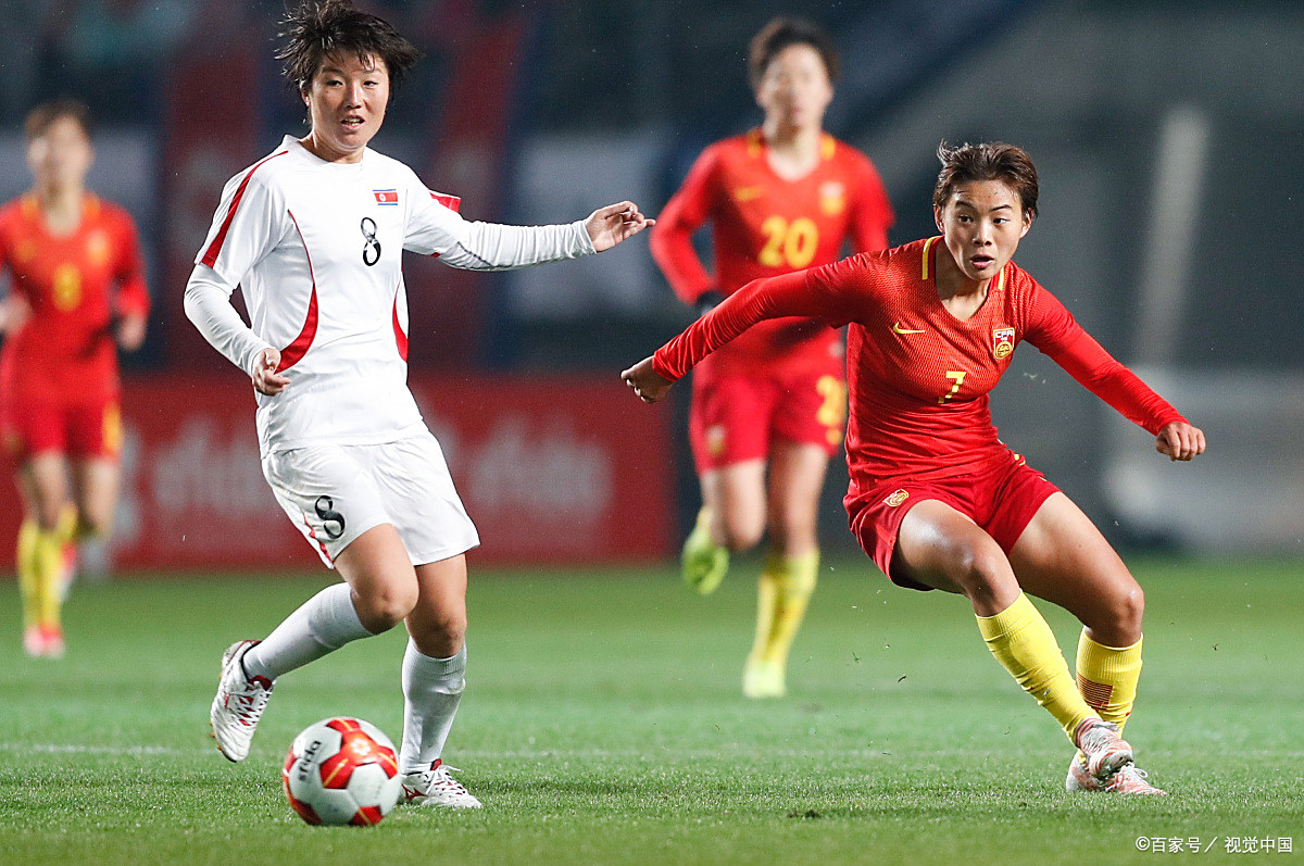 国际足球赛场上，中国队实力抢镜