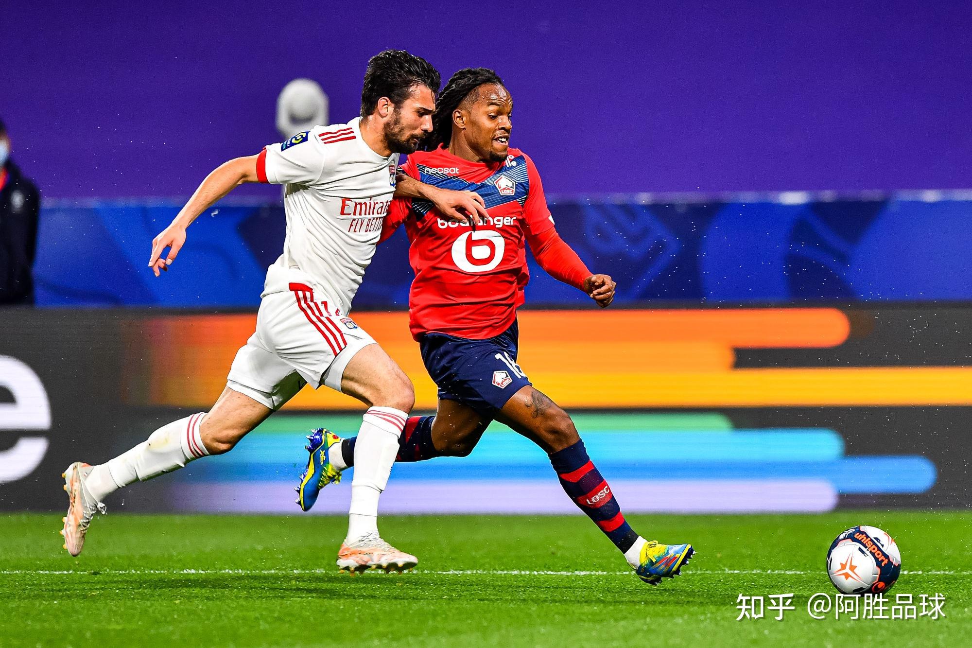 三亿体育体育网站入口-斯特拉斯堡客场惨败南特，积分榜下游涅槃的简单介绍