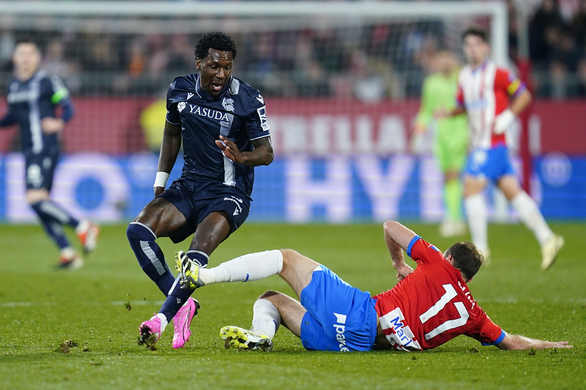 三亿体育体育链接-包含埃瓦尔主场不敌皇家社会，遭遇连败的词条