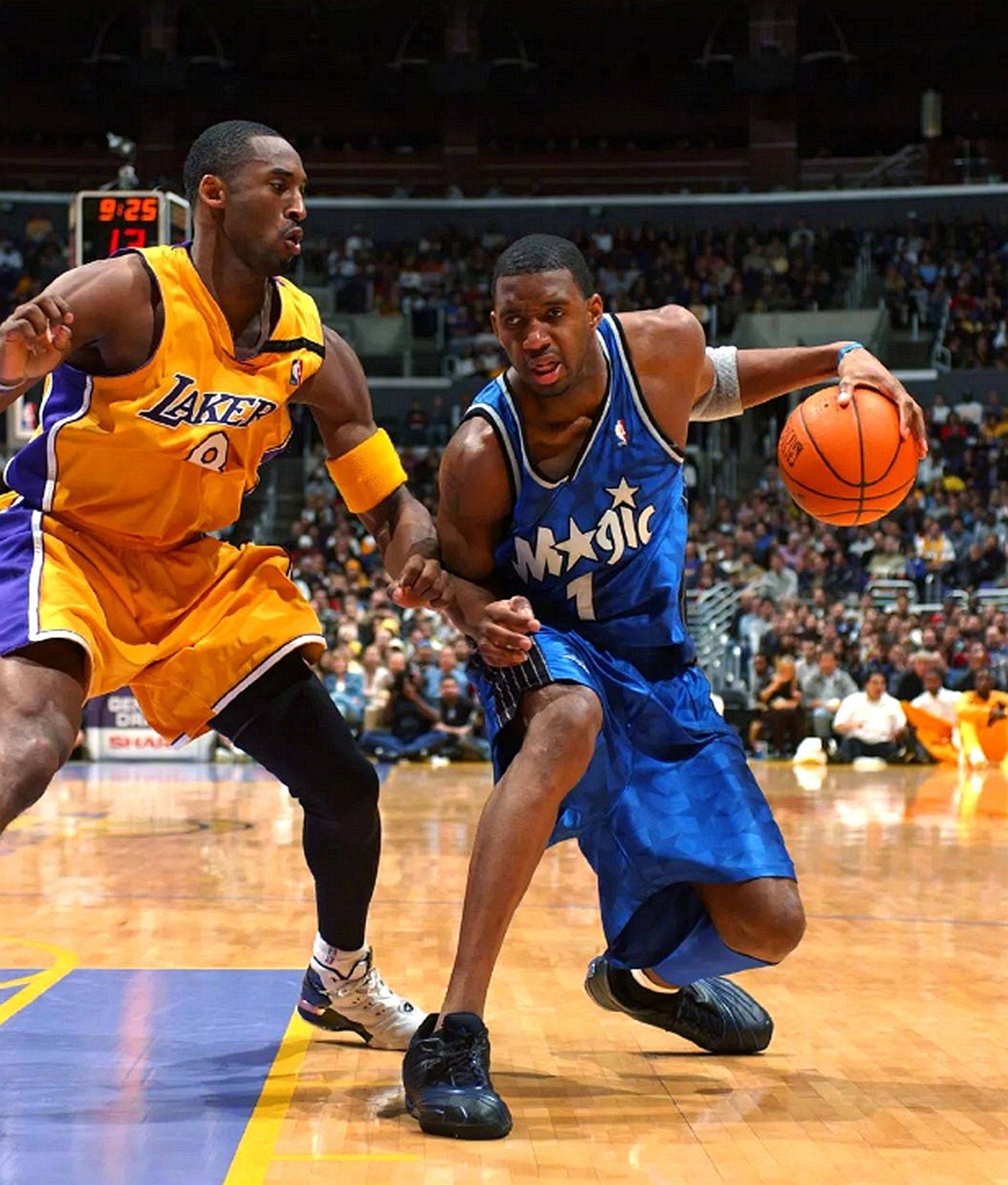 包含NBA精选看点精彩瞬间回顾让球迷热血沸腾的词条