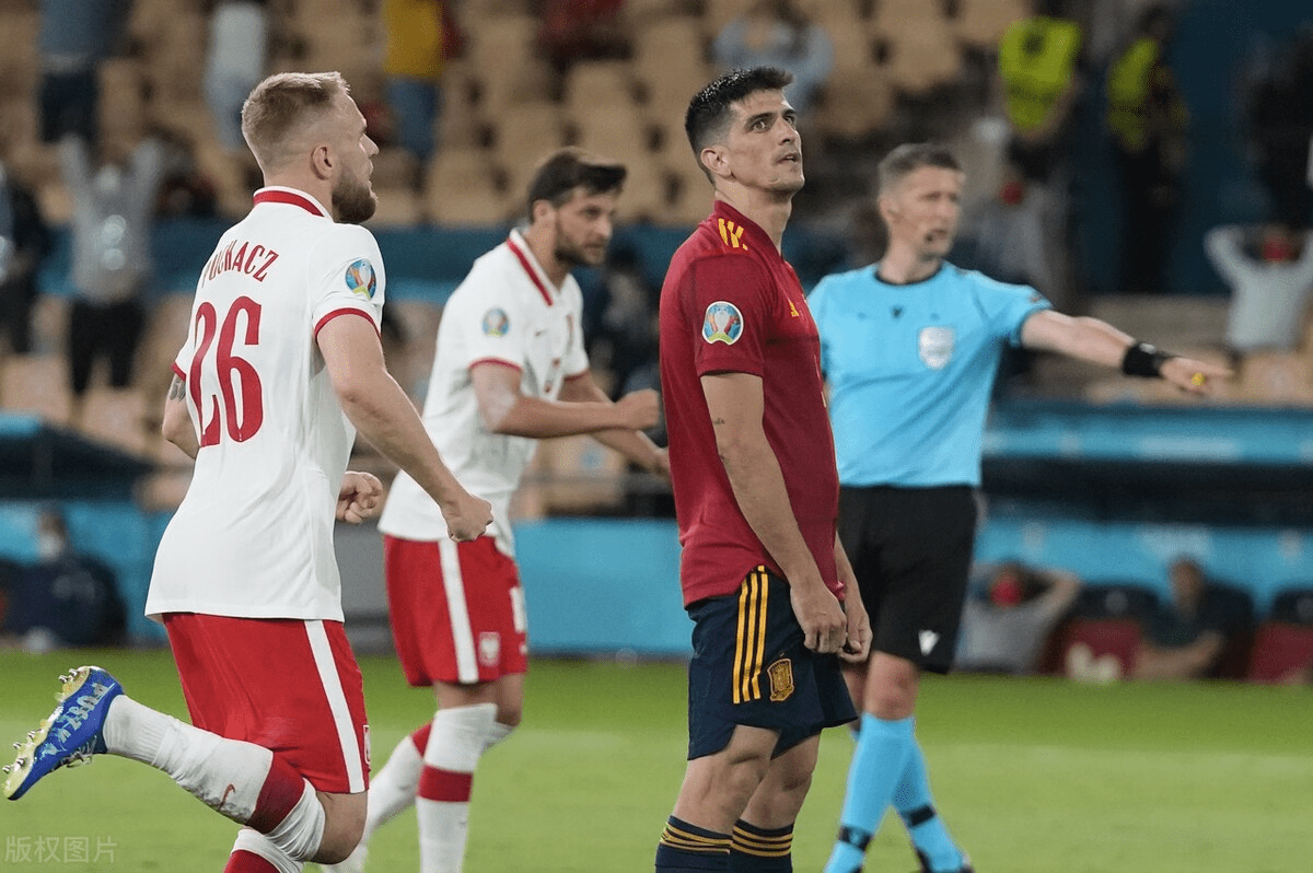 波兰队与西班牙队苦战至-平局，欧锦赛八分之一决赛悬念待解的简单介绍