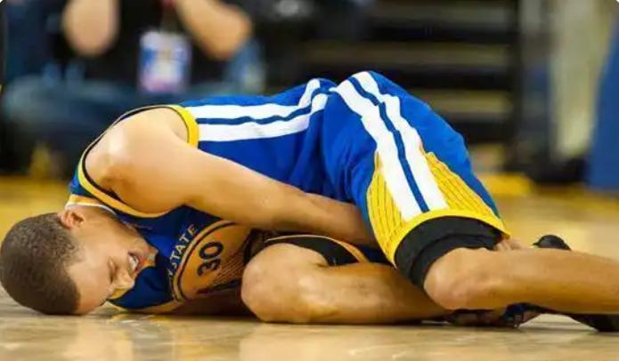 关于湖人球星被检查后确认伤情无大碍的信息