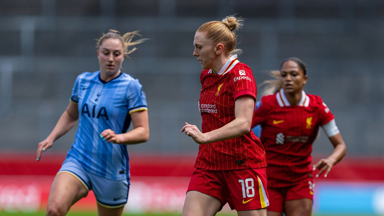 包含智利女足备战冲击世界杯，战术调整不断试错的词条