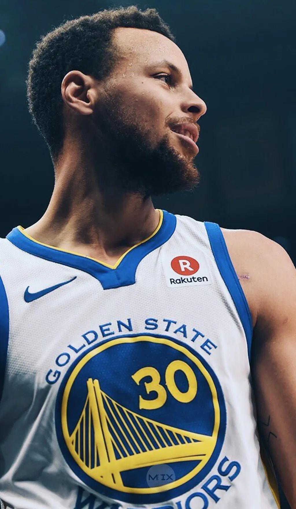 库里复出后状态回勇，率勇士实现胜利收场的简单介绍