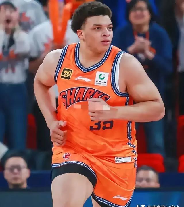 三亿体育体育链接-关于周琦在比赛中抢断次数创下个人生涯新纪录的信息