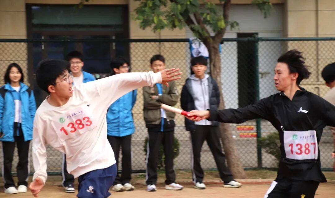 三亿体育体育网页版登录入口-关于体育大赛赛况激动人心:团队协作展现默契的信息