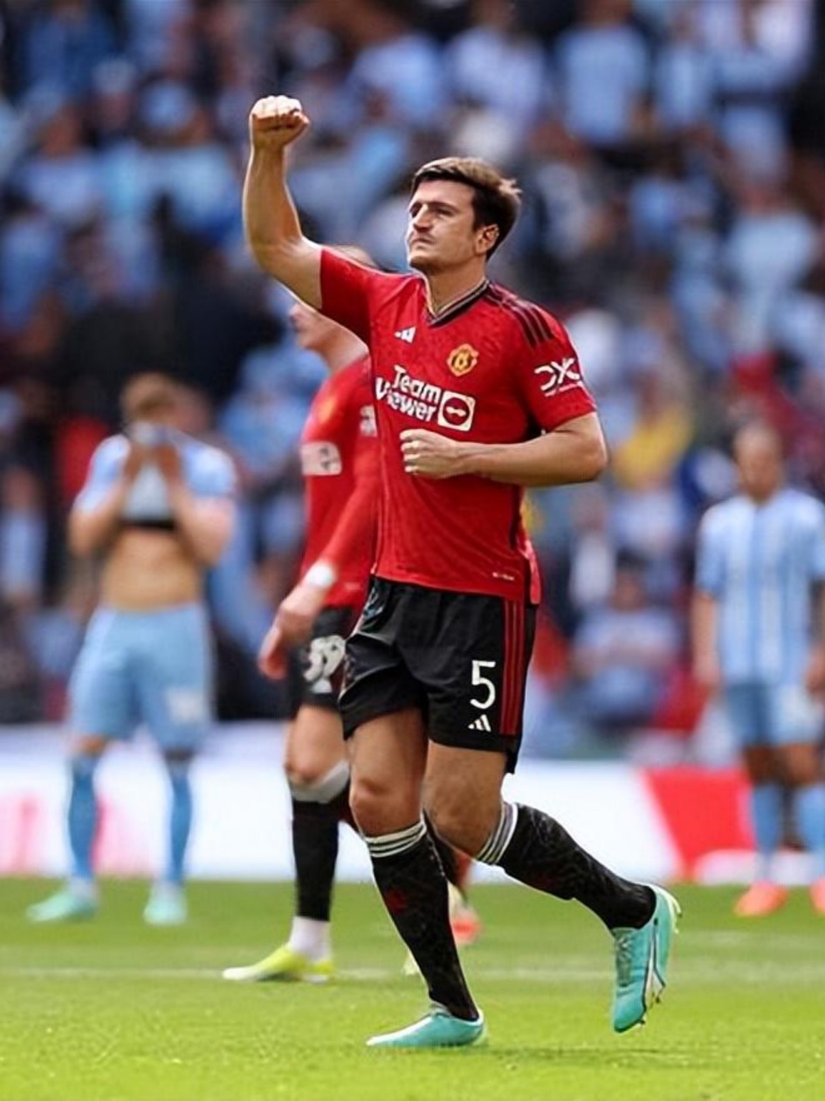 包含卫冕冠军遭遇困境,球队寻找突破口的词条 包含卫冕冠军遭遇困境,球队寻找突破口的词条